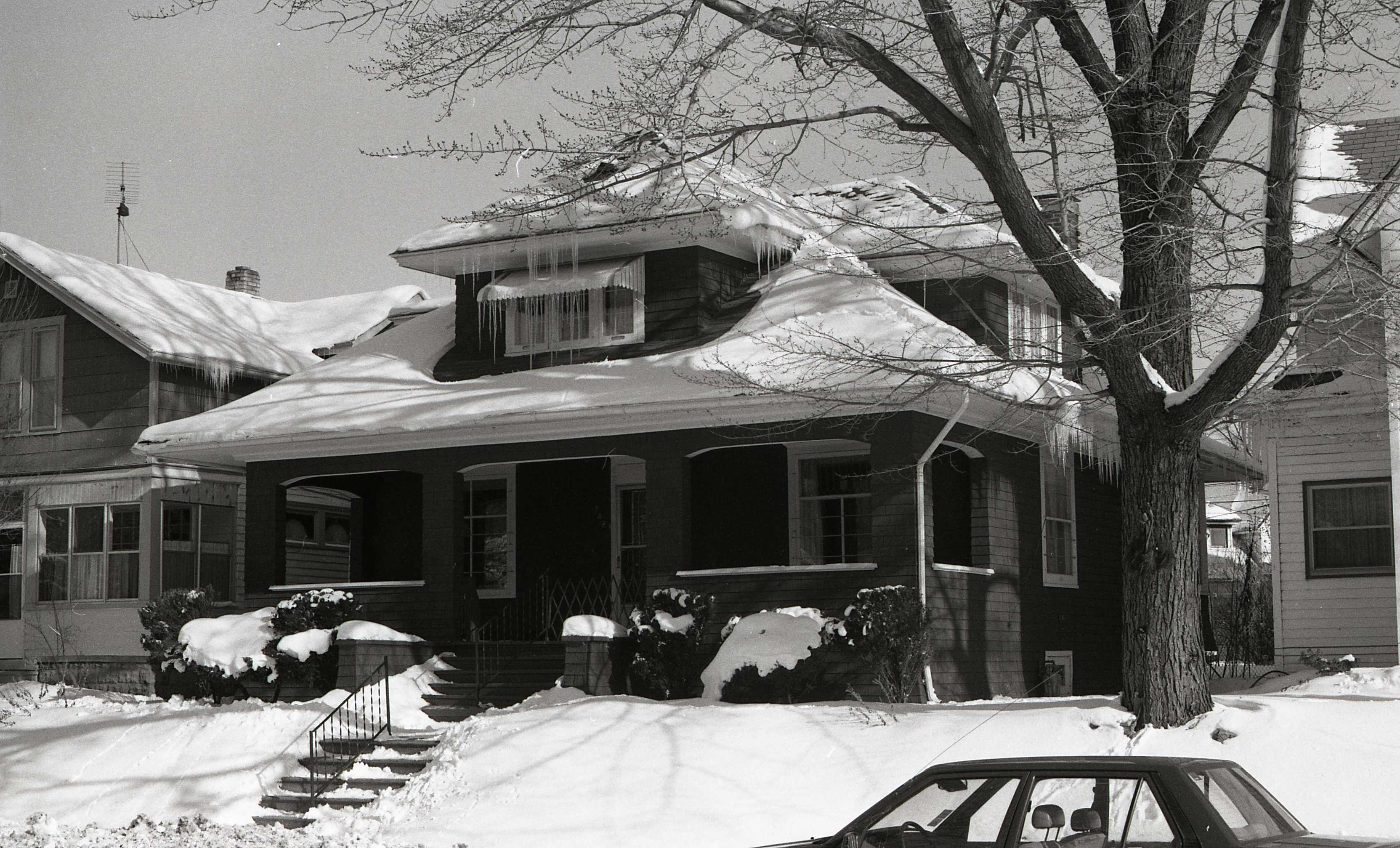 742 Portage Avenue